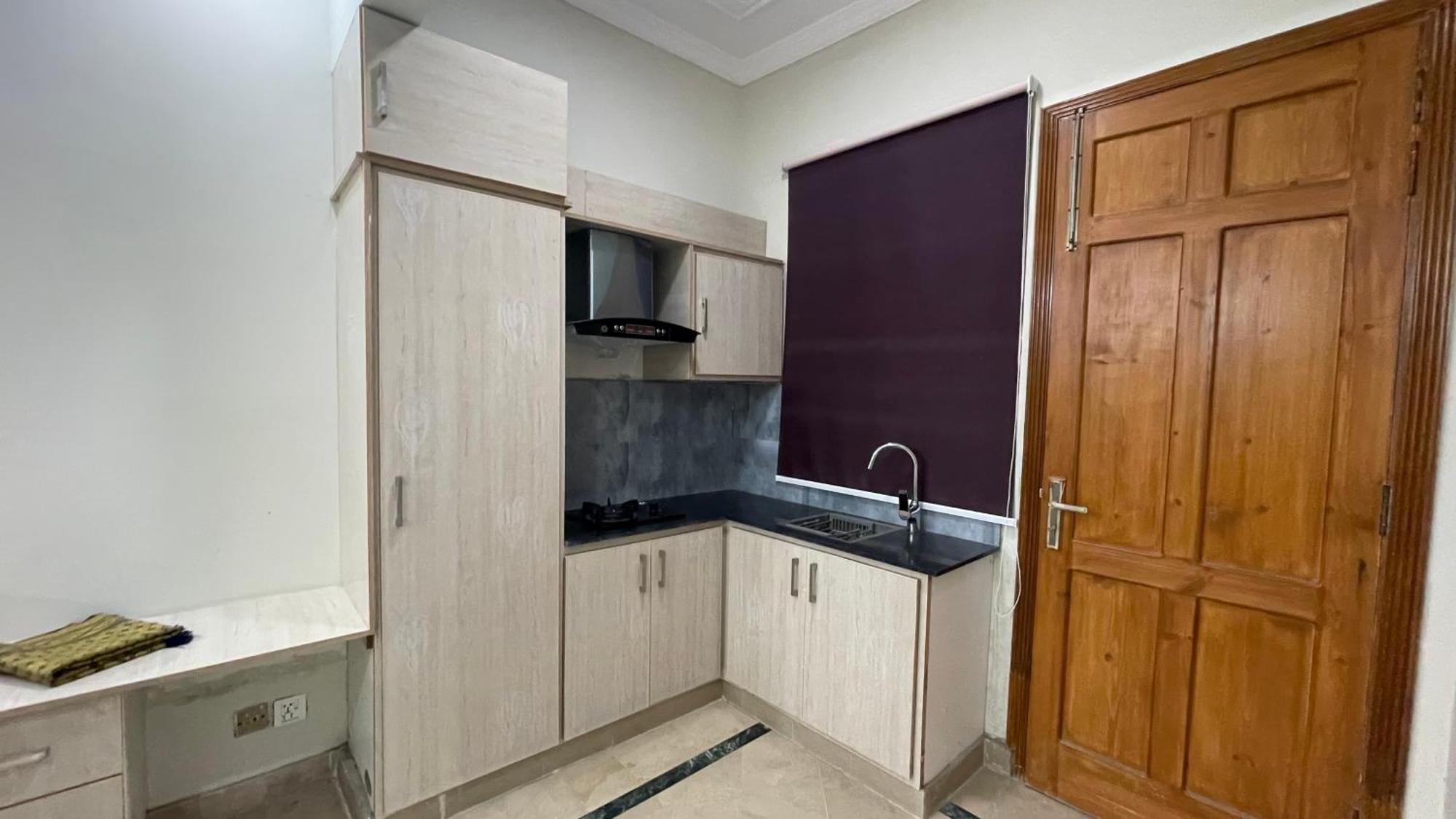 Midways Guest House And Hotels Islamabad Bagian luar foto