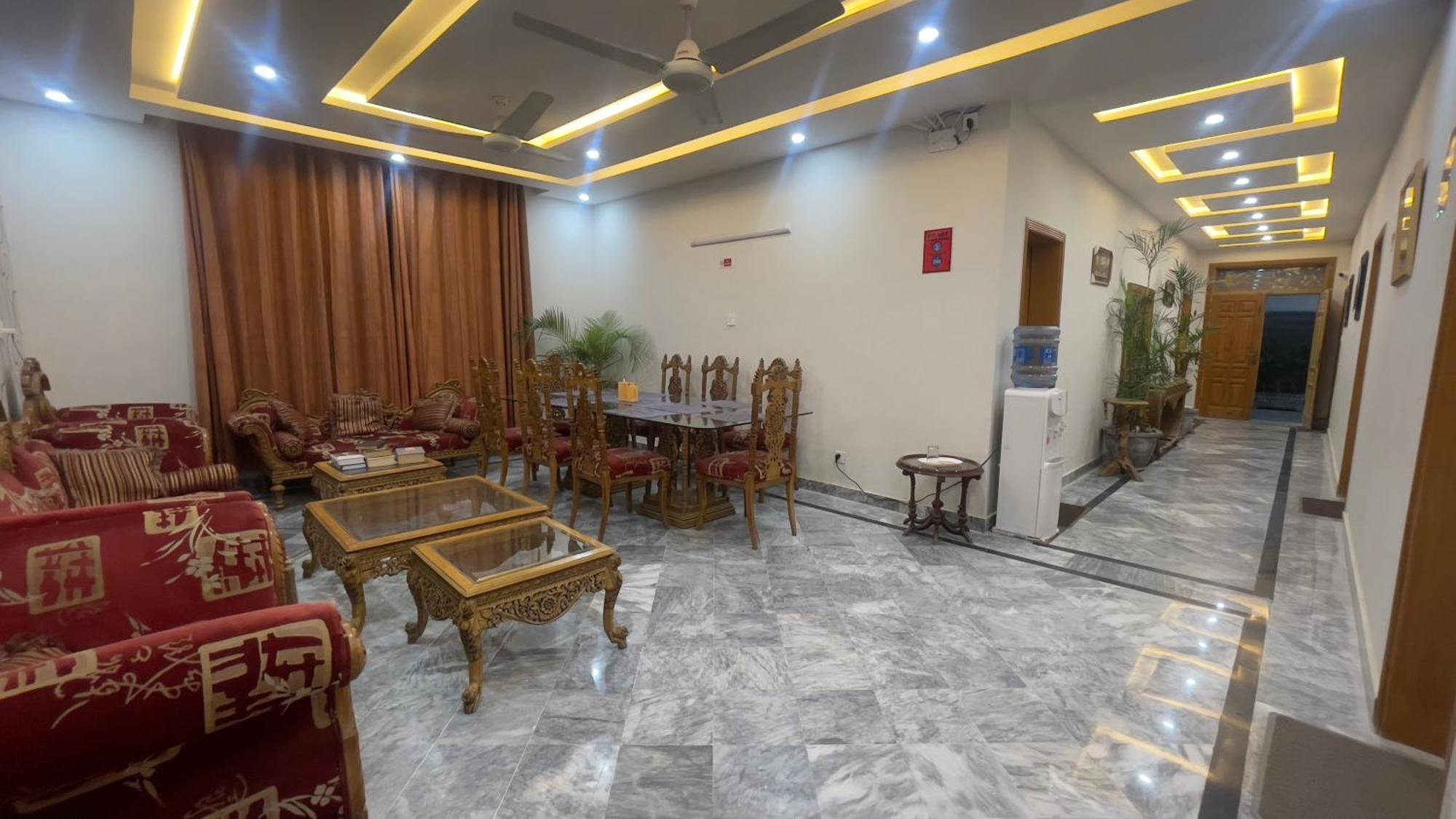 Midways Guest House And Hotels Islamabad Bagian luar foto