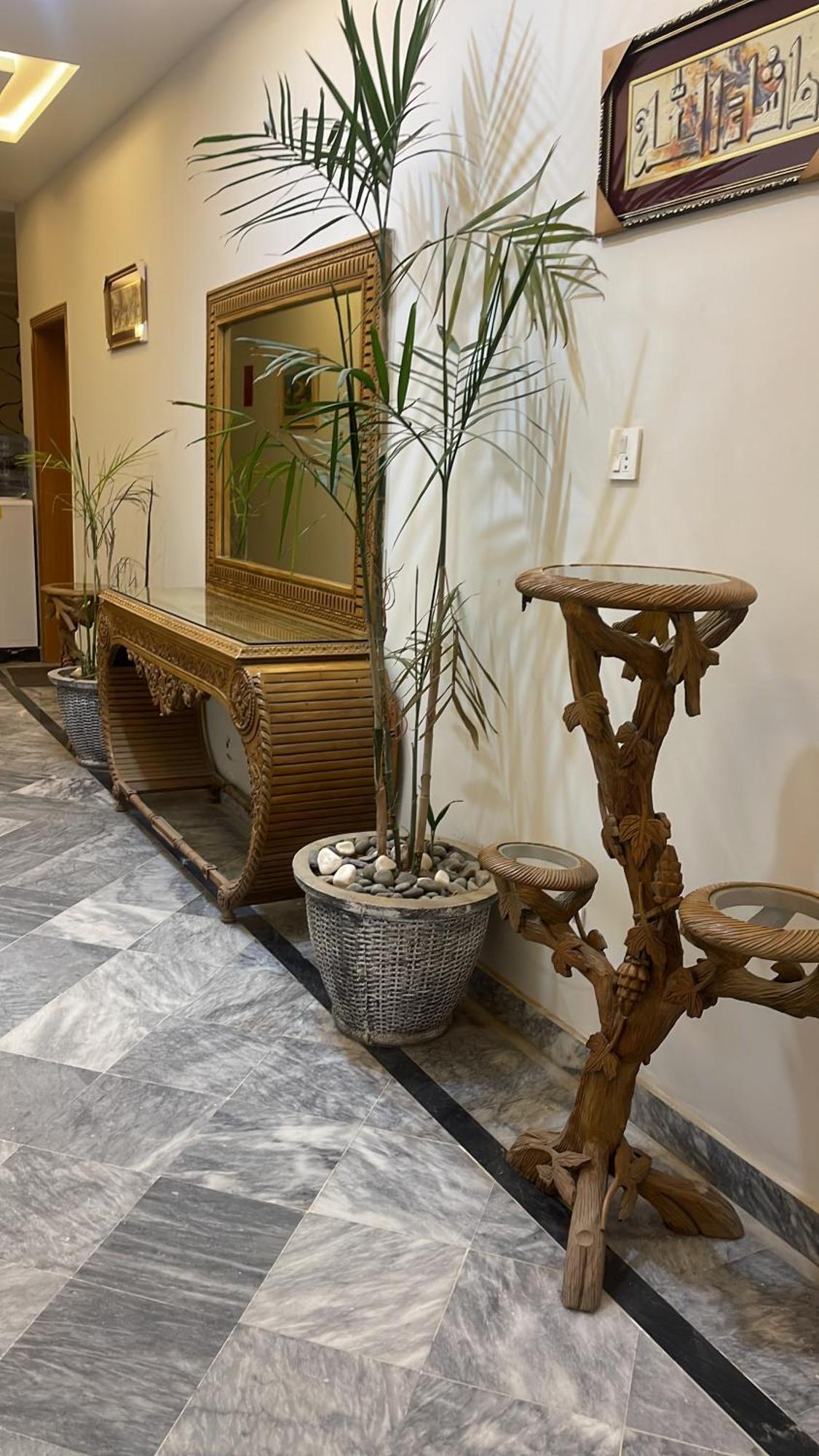 Midways Guest House And Hotels Islamabad Bagian luar foto