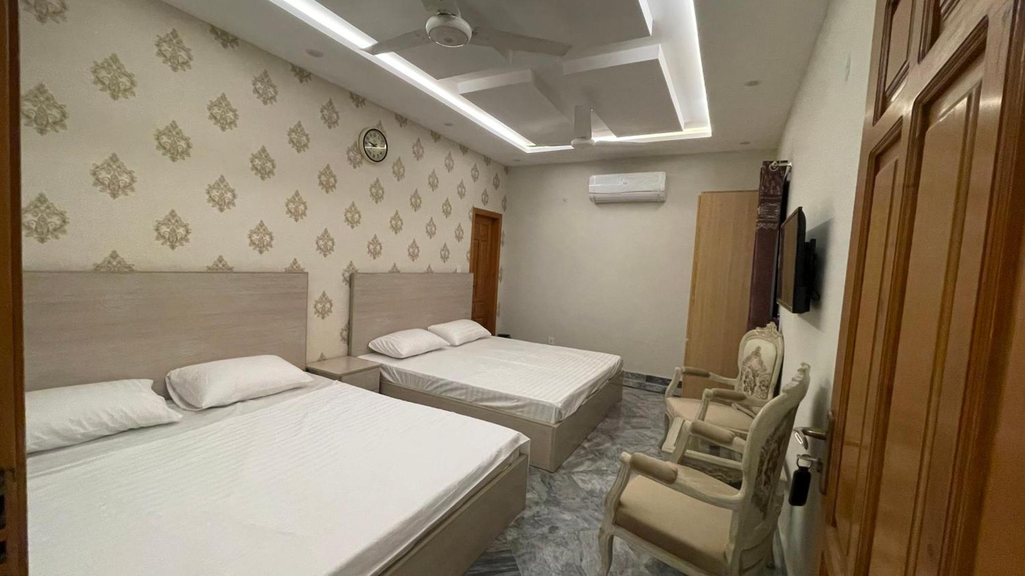 Midways Guest House And Hotels Islamabad Bagian luar foto