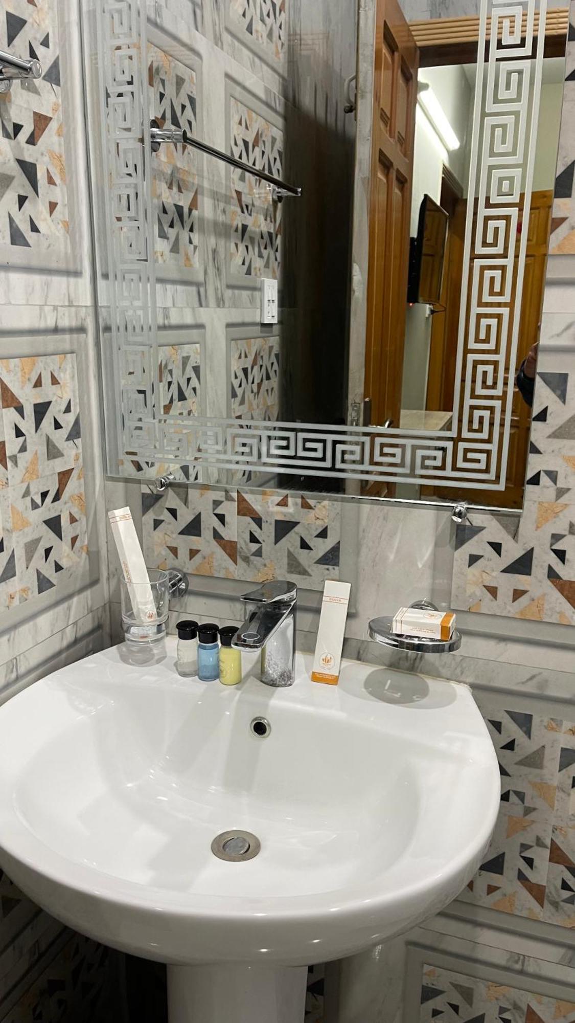 Midways Guest House And Hotels Islamabad Bagian luar foto